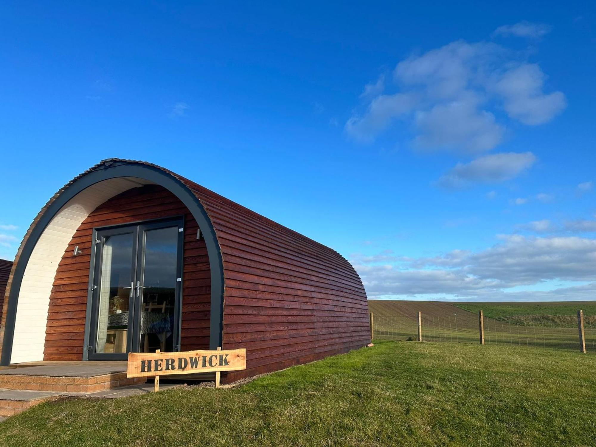 Апартаменты Milldown Glamping Coldingham Экстерьер фото